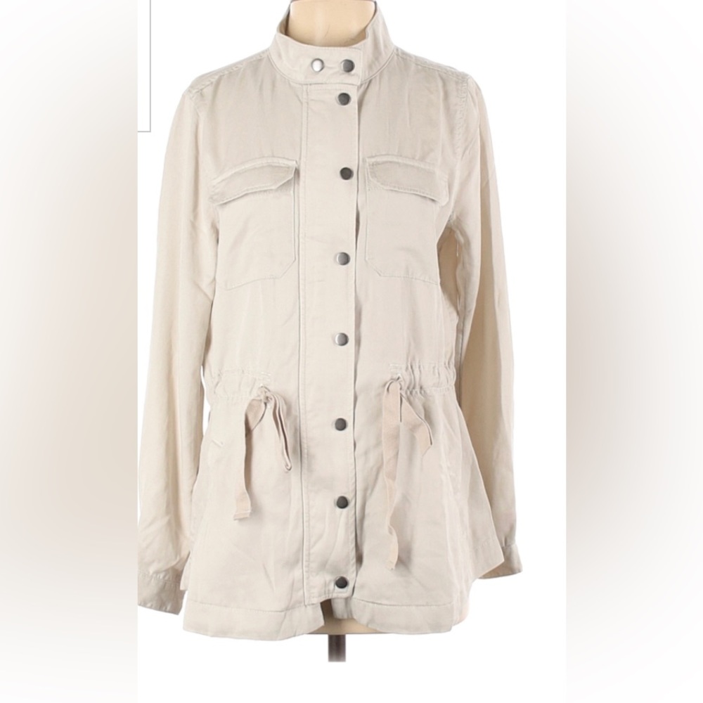 Ann Taylor LOFT
Size S Jacket